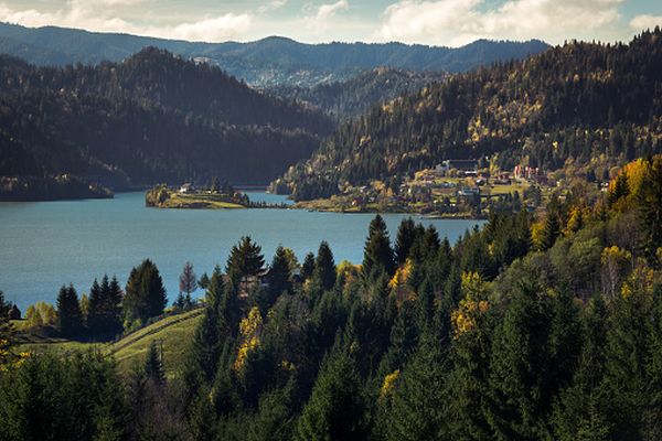 Amenzi pentru bistriţeni ieşiţi din zona carantinată, la Colibiţa