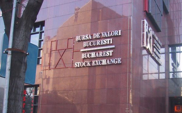 "Un randament total anual de 8 - 10% este o aşteptare realistă pentru un investitor la BVB"