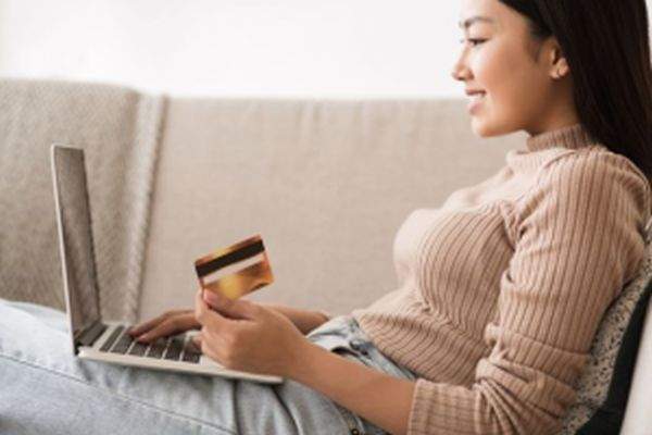 Top 7 credite pentru studenţi în România