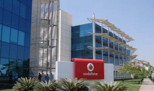 Vodafone renunţă la vânzarea celui mai mare operator de telefonie mobilă din Egipt