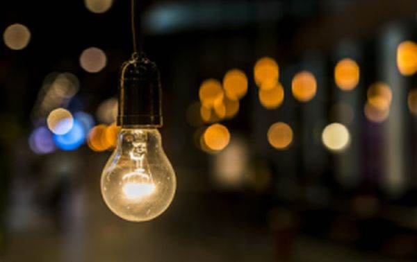 Piaţa de energie a devenit complet liberalizată