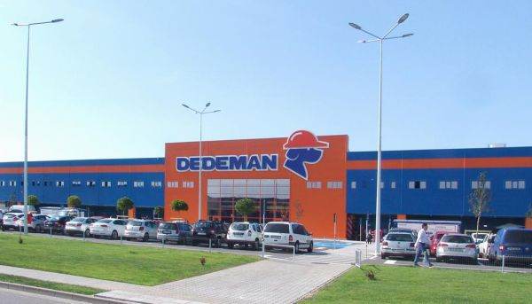 Dedeman a transferat pachetul de 73,3% din Cemacon către Pavăl Holding 