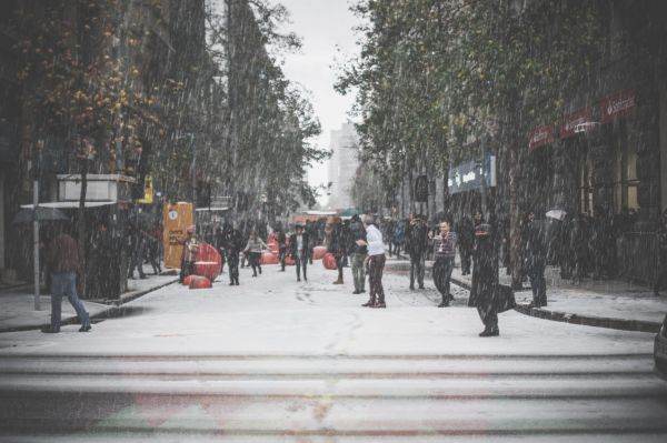 Recorduri de temperaturi negative în plină încălzire globală
