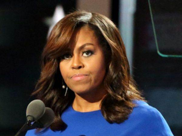 Michelle Obama mărturiseşte că a resimţit ''atât de multe emoţii'' şi a rămas cu ''foarte multe întrebări''