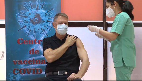 Klaus Iohannis s-a vaccinat împotriva COVID-19