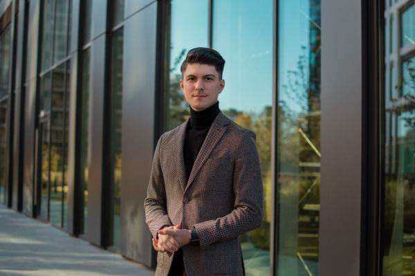 Cristian Grozea, unul dintre cei 4 fondatori şi CEO BeeFast.