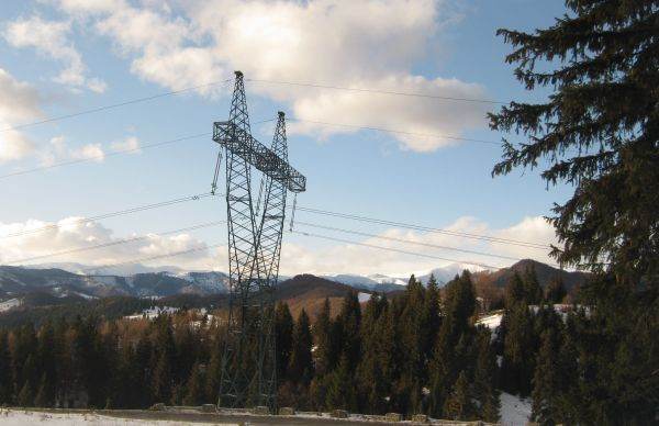 Preţul maxim al energiei electrice - 407,44 lei/MWh
