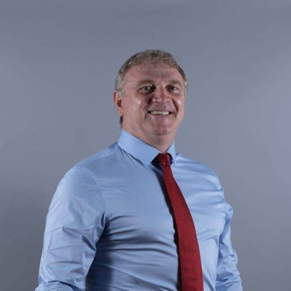 Clement Negruţ - eliberat din funcţia de secretar de stat în cadrul Cancelariei prim-ministrului