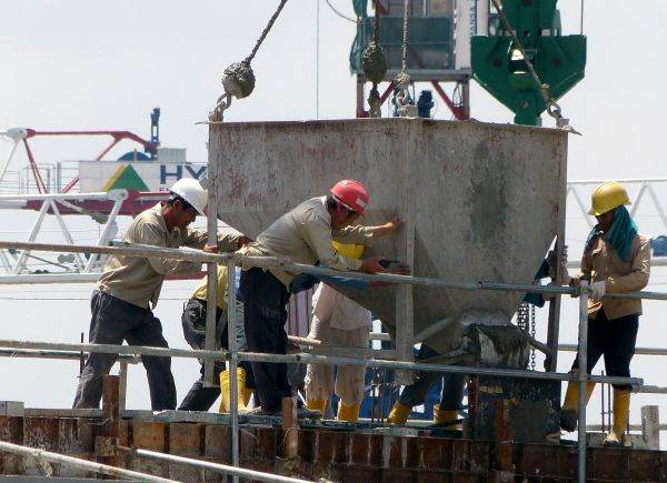 Dialog eşuat cu constructorii