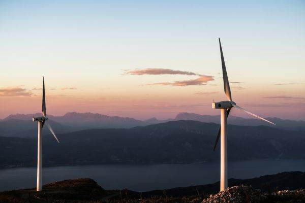 Ce înseamnă liberalizarea pieţei de energie electrică?