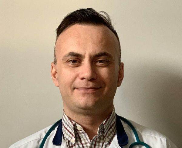 Dr. Adrian Marinescu
