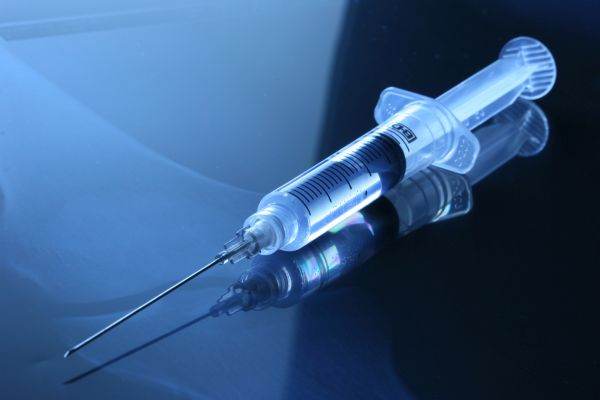 Centrul de vaccinare de la Pavilionul Expoziţional Constanţa devine funcţional din 8 februarie