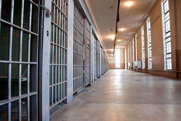 Sindicatele lucrătorilor din penitenciare anunţă acţiuni de protest începând cu 8 februarie