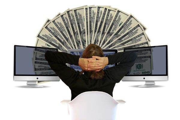 Circa 100 milioane dolari - costul eliminării Libor pentru o bancă mare