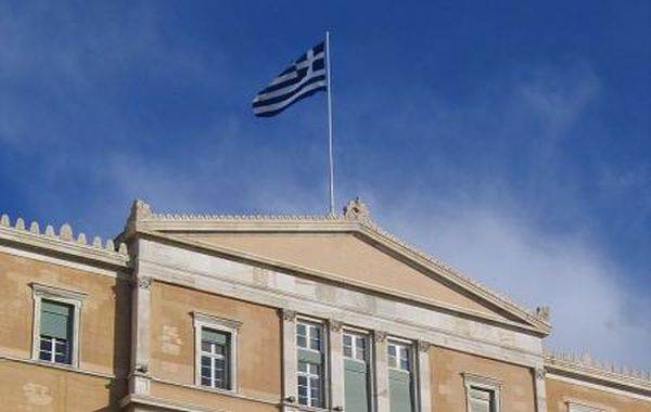Parlamentul grec aprobă înfiinţarea unei poliţii în universităţi, în ciuda protestelor studenţilor