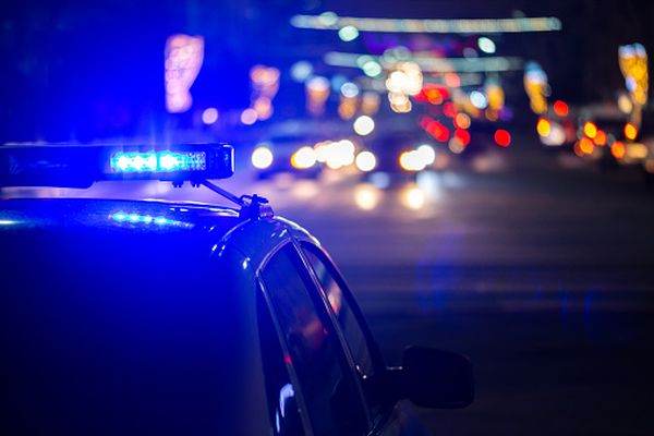 Doi poliţişti care dirijau circulaţia, răniţi într-un accident