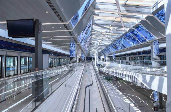 Metroul Route 2020 din Dubai începe operarea comercială