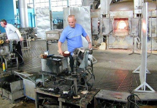 Economia României bate toate aşteptările negative şi continuă redresarea
