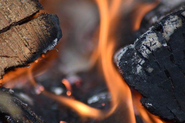O femeie din Botoşani a murit în timpul unui incendiu 