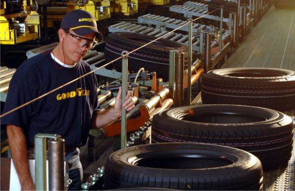 Goodyear preia Cooper Tire pe 2,8 miliarde de dolari