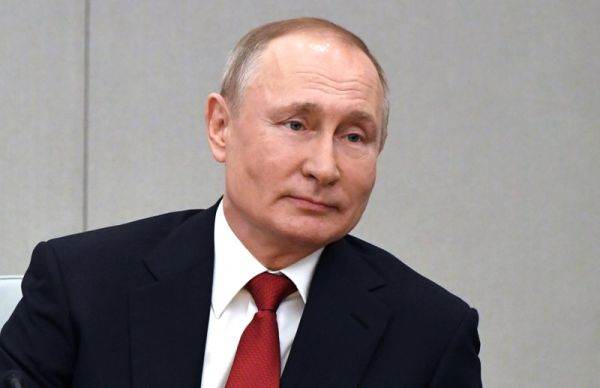 Vladimir Putin cere serviciilor secrete să stopeze campania occidentală agresivă contra Rusiei