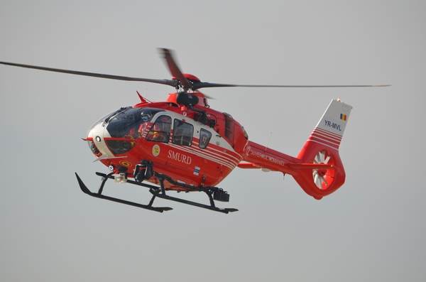 Airbus Helicopters Romania livrează primele elicoptere H135 de generaţie nouă statului român  
