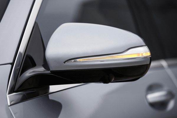 Skoda Auto va desfiinţa 2% din locurile de muncă administrative din Cehia
