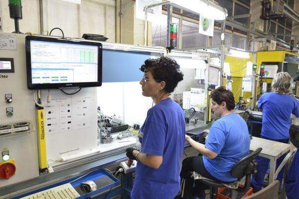 Compa vrea să aloce acţionarilor dividende de 2,8 milioane lei