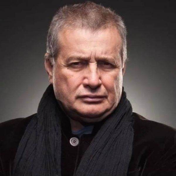 "Un disident care se lăfăie într-un comportament de puşlama ordinară"