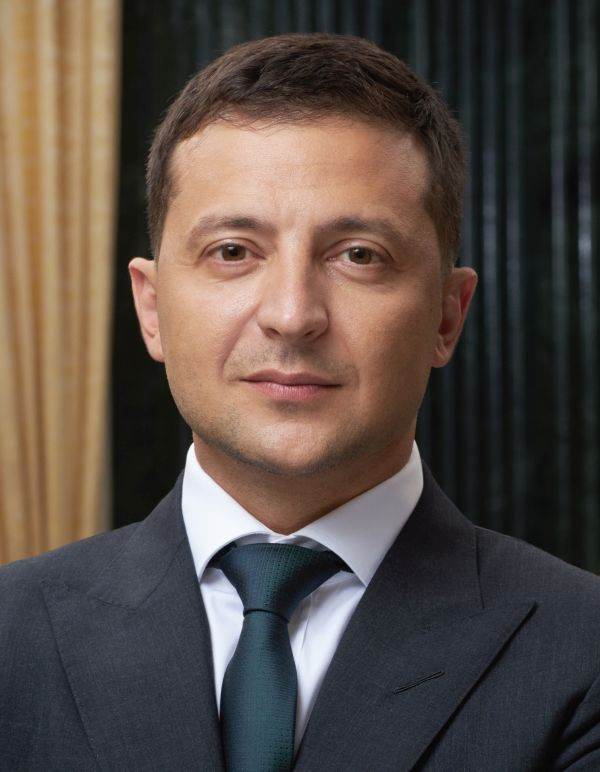  Preşedintele Ucrainei crede că există un ''atac informaţional'' împotriva vaccinului AstraZeneca