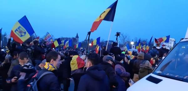 Protest în Bucureşti, împotriva măsurilor de restricţie