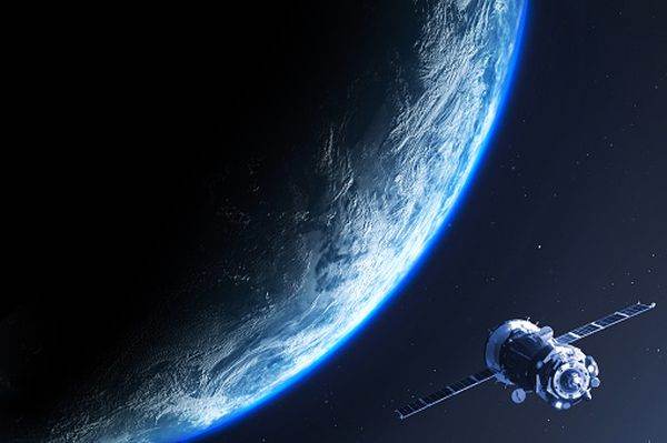 Racheta rusească Soyuz care are la bord 38 de sateliţi din 18 ţări a fost lansată