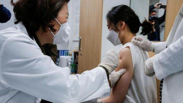 Preşedintele Coreei de Sud se vaccinează împotriva COVID-19 pentru a participa la summitul G7