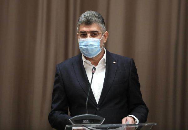 "Măsluirea cu premeditare a datelor pandemiei de către Guvernul Orban este un atentat la sănătatea românilor şi la siguranţa statului! Răfuiala din Guvern dintre USR şi PNL scoate la lumină ceea ce PSD spunea de multă vreme: că datele pandemiei sunt falsificate în funcţie de interesele lor electorale, de cât de abrupt scădeau în sondaje! a scris Marcel Ciolacu pe pagina oficiala de Facebook.