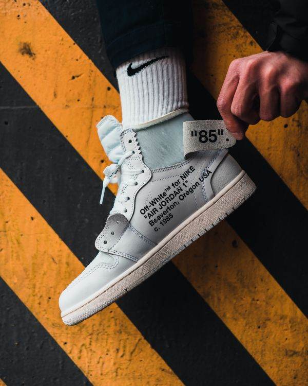 Nike, Adidas şi H&M, între brandurile occidentale atacate pe reţelele de socializare din China