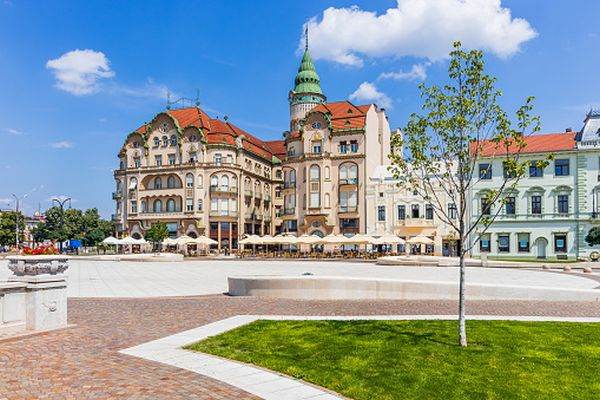 Municipiul Oradea şi alte patru localităţi au rata de infectare de peste 4 la mie