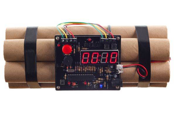 Explozie produsă de un atacator sinucigaş la Makassar