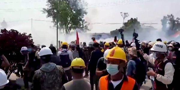 Şeful diplomaţiei UE şi preşedintele SUA condamnă reprimarea violentă a protestelor