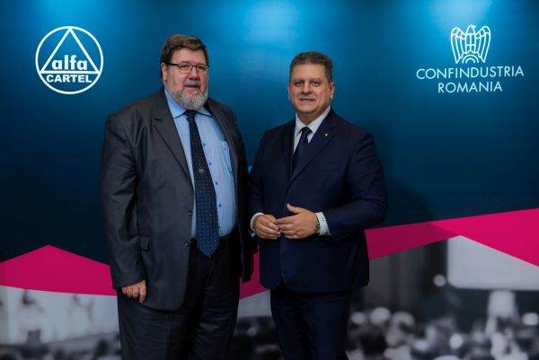 Companiile să devină centre de vaccinare 