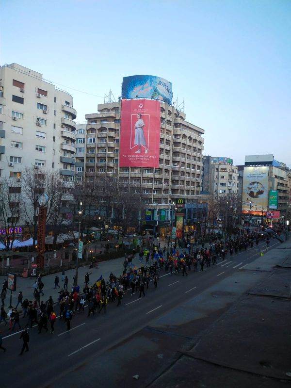  Proteste în Bucureşti şi în marile oraşe faţă de noile restricţii