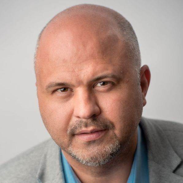 "Spitalele României trebuie să îngrijească toţi pacienţii"