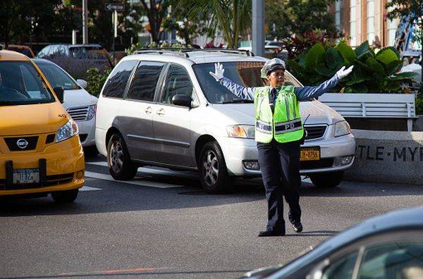 Echipaje de poliţişti suplimentare în traficul din Tulcea