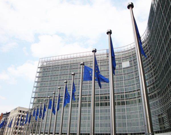 UE îl convoacă pe ambasadorul Rusiei la Bruxelles