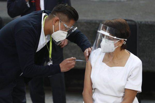 Mexicul speră să vaccineze împotriva COVID-19 până la sfârşitul lui martie 2022 toţi locuitorii eligibili
