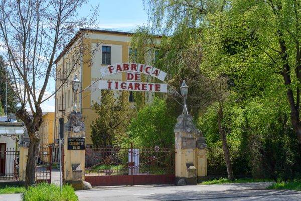 Fabrica de Ţigarete din Sfântu Gheorghe va fi transformată într-un "Palat al minunilor'"