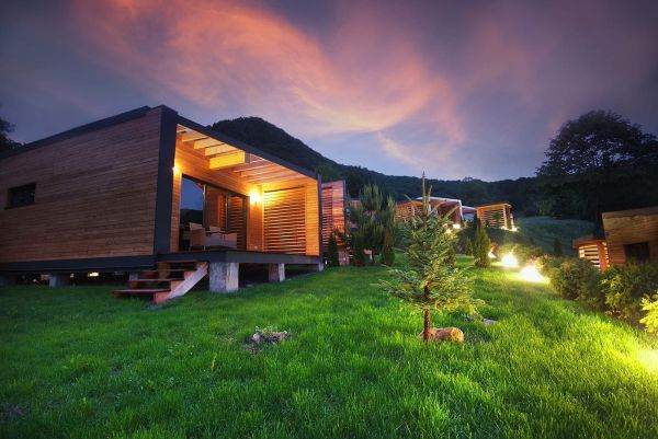 Rentakub: Cererea pentru case de vacanţă şi cabane din România s-a triplat în acest an