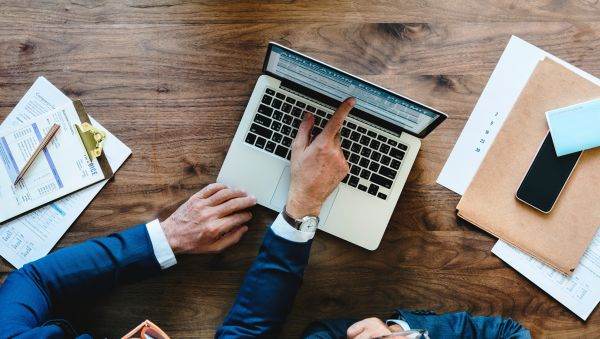 Factorii de mediu, sociali şi de guvernanţă (ESG) vor avea un rol crucial în 2021