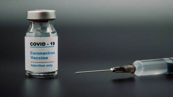 BioNTech şi-a îmbunătăţit prognozele de vânzări de vaccinuri Covid până la 15 miliarde de dolari