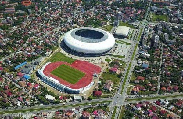 Două stadioane în loc de unul, la Piteşti