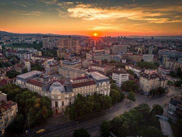 Românii care pleacă din ţară spre Bulgaria pot trece graniţa doar cu documentele de călătorie